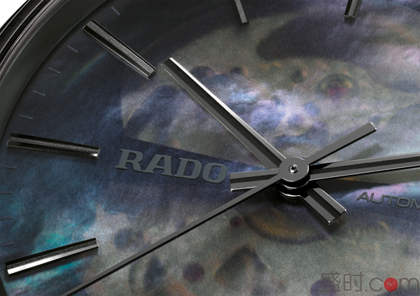 RADO瑞士雷达表揭幕两款全新True 真系列开芯腕表 - 超凡轻盈 遨游时空