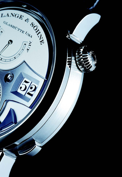 朗格 Zeitwerk Striking Time 后机械时代的跳字盘