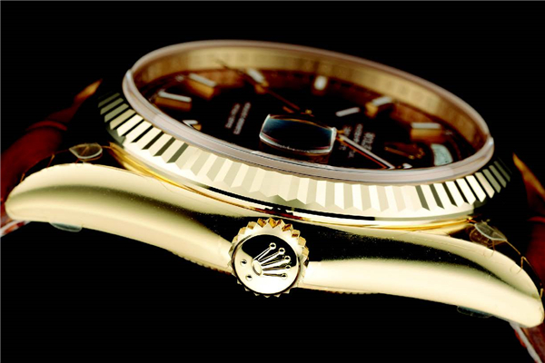 劳力士 Oyster Perpetual Day-Date Ref.118138 多色彩的尊贵姿态